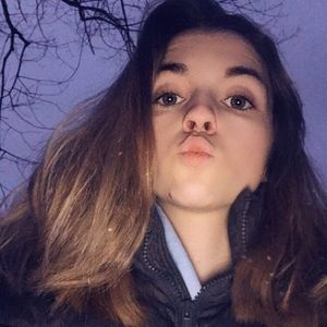 Meet your Posher, Ivy